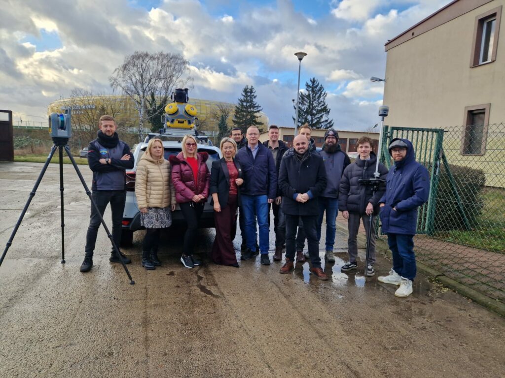 zdjęcie pracowników biura